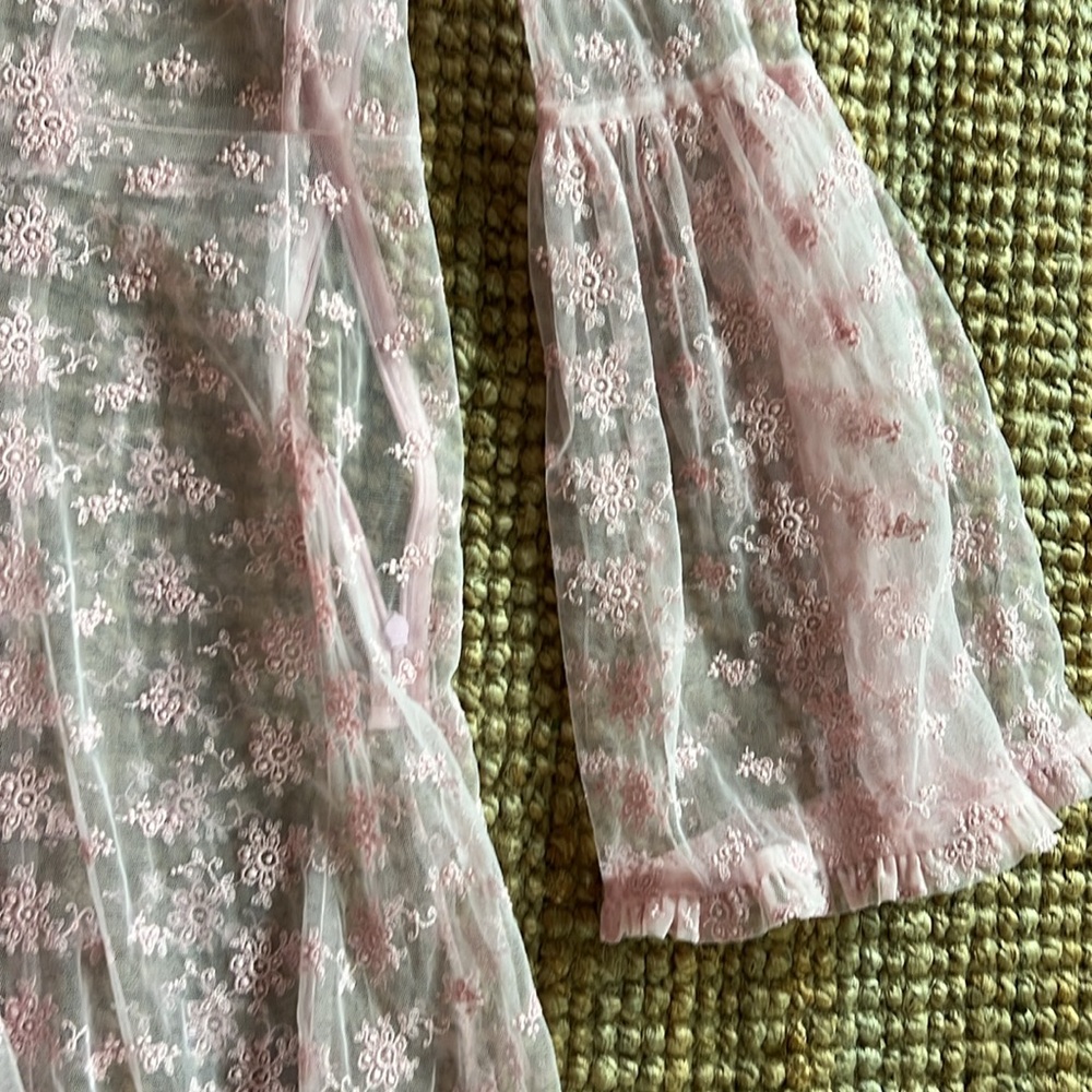 Doen Pink Lace Maxi Dress - Picture 4 of 8